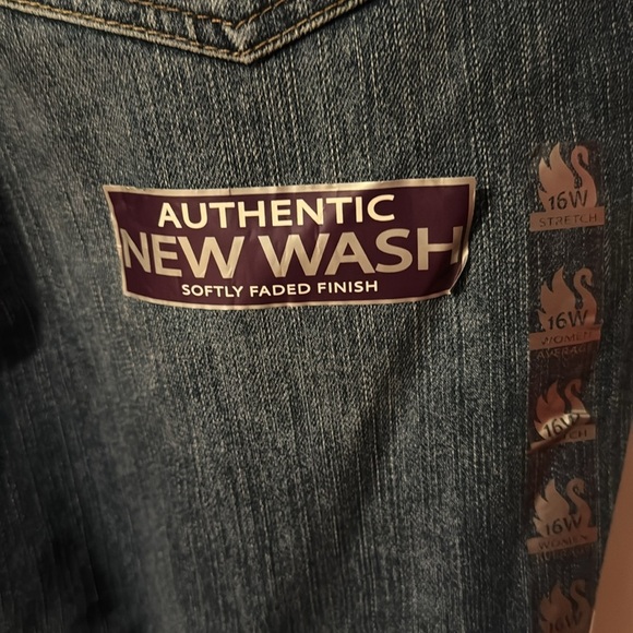 Gloria Vanderbilt NWT Amanda Women's Jeans Denim Size 16 W with Skylark Wash - Picture 10 of 14